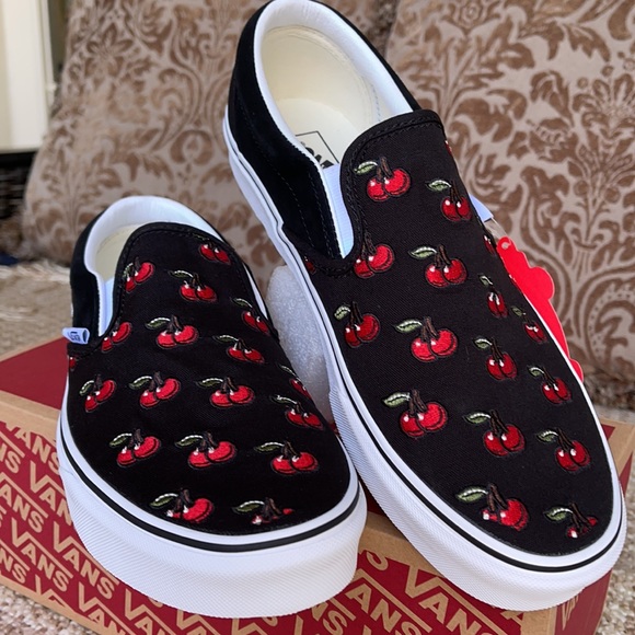 Vans Classic Slip On Cherries Black men’s - Picture 7 of 16